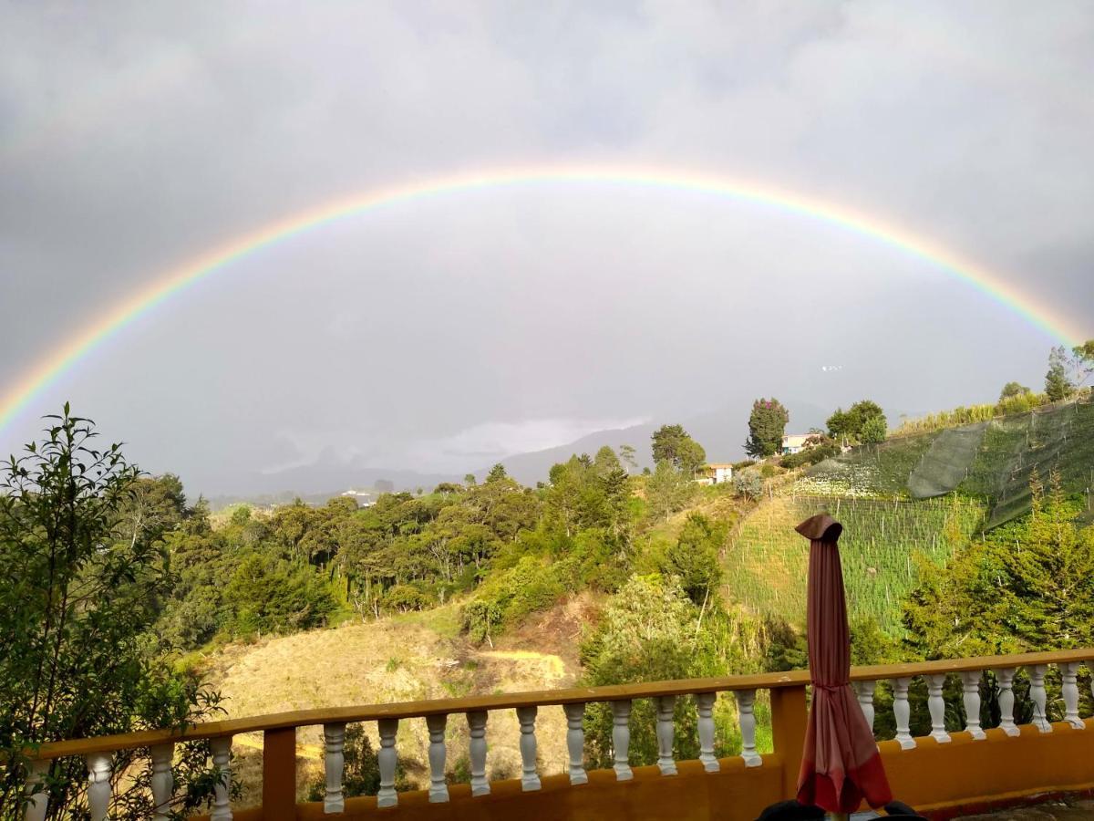 Vista Hermosa Eco Hostal Carmen de Viboral Eksteriør bilde
